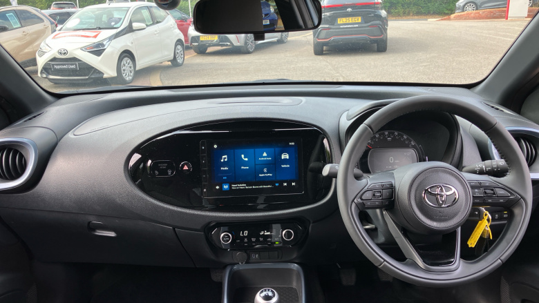 Toyota Aygo X 1.0 VVT-i Edge 5dr Petrol Hatchback